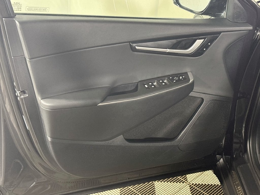 Used 2024 Kia EV6 Light AWD/4WD image 10