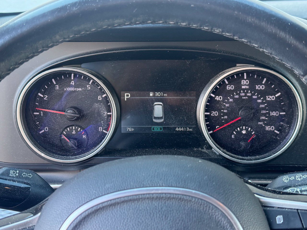 Used 2024 Kia Carnival LX FWD image 5