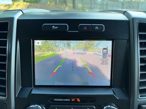 Used 2019 Ford F150 XLT w/ Equipment Group 302A Luxury AWD/4WD image 26