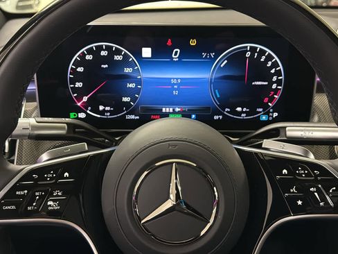New 2025 Mercedes-Benz S 580e 4MATIC Sedan image 18