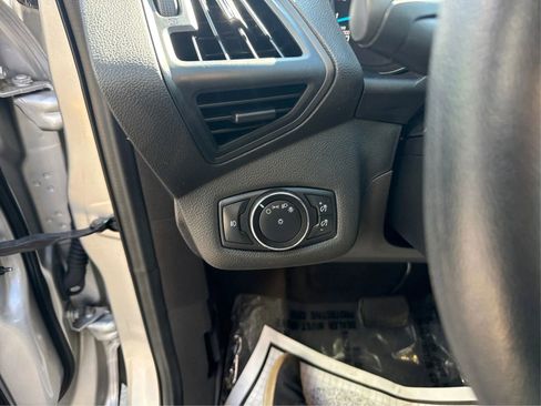 Used 2014 Ford Escape SE w/ Equipment Group 201A image 18