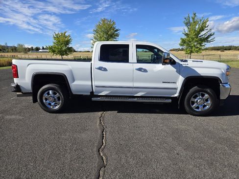 Used 2019 GMC Sierra 3500 SLT image 4