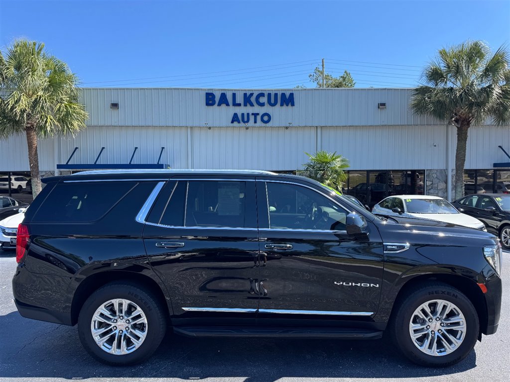 Used 2022 GMC Yukon SLT AWD/4WD image 1