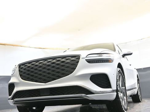 New 2026 Genesis GV70 2.5T Advanced image 29