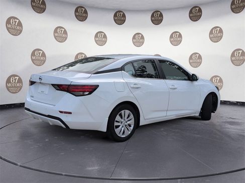Used 2023 Nissan Sentra S image 4