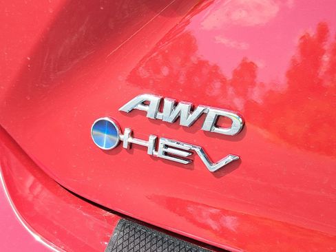 New 2025 Toyota Camry SE image 7