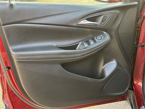 Used 2023 Buick Encore GX Select image 19