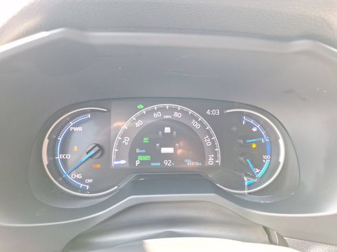 Used 2022 Toyota RAV4 XSE AWD/4WD image 21