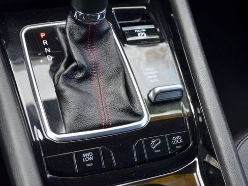 Used 2023 Jeep Compass Trailhawk image 28