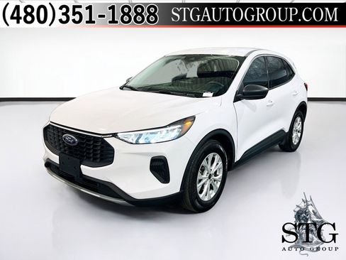 Used 2023 Ford Escape Active FWD image 1