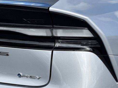 New 2026 Toyota Prius Plug-In Hybrid image 31