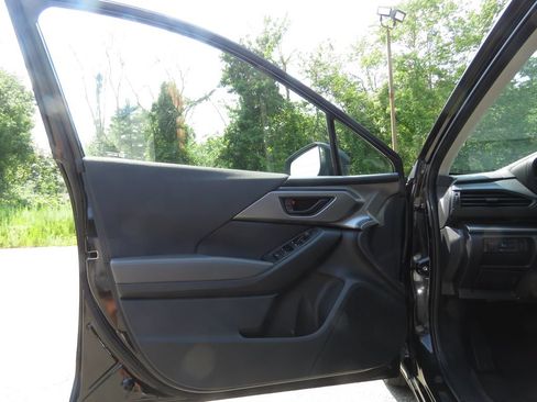 Used 2025 Subaru Impreza 2.0i AWD/4WD image 9