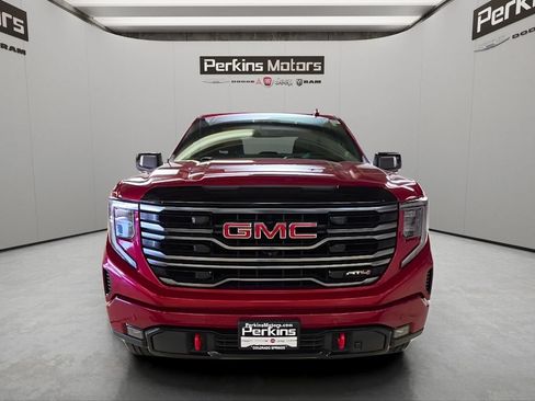 Used 2025 GMC Sierra 1500 AT4 w/ AT4 Premium Package AWD/4WD image 9