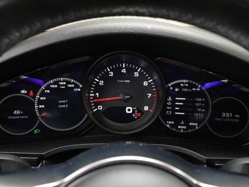 Used 2019 Porsche Cayenne image 36