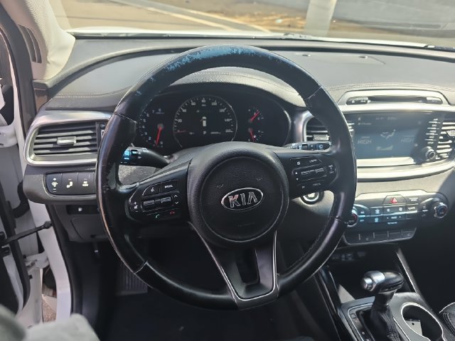 Used 2016 Kia Sorento SX FWD image 14