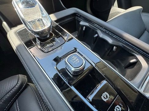 New 2025 Volvo XC90 T8 Ultra w/ Protection Package Premier image 24