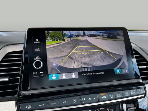 Certified 2025 Honda Odyssey EX-L image 26