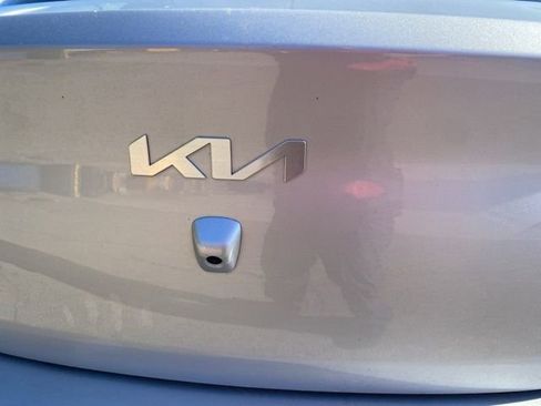 Used 2022 Kia Rio LX image 27