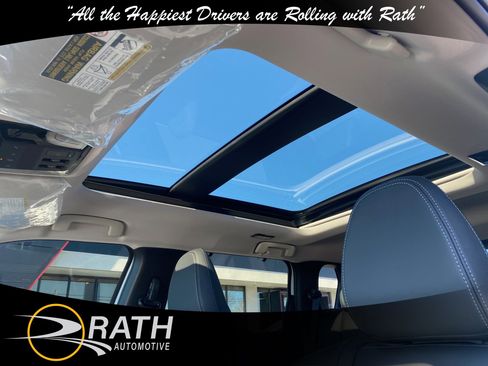 New 2025 Mitsubishi Outlander SEL image 19