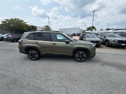 Used 2026 Subaru Forester Touring AWD/4WD image 9