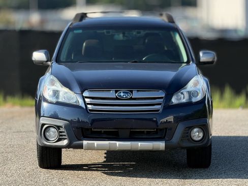 Used 2014 Subaru Outback 2.5i Limited AWD/4WD image 5