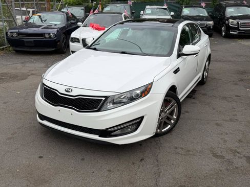 Used 2013 Kia Optima SX w/ Limited Pkg FWD image 3