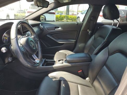 Used 2016 Mercedes-Benz GLA 250 4MATIC image 18