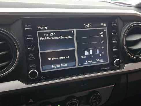 Used 2020 Toyota Tacoma SR5 image 16