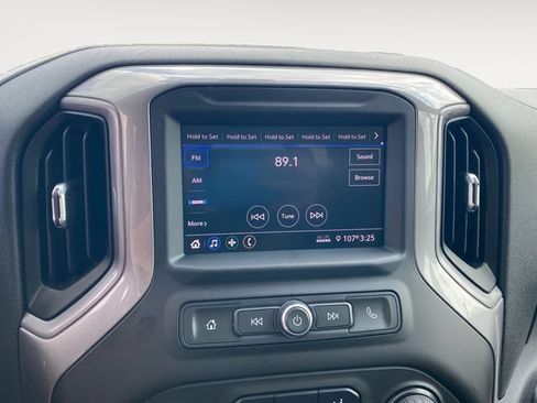 Used 2021 Chevrolet Silverado 1500 Custom AWD/4WD image 23