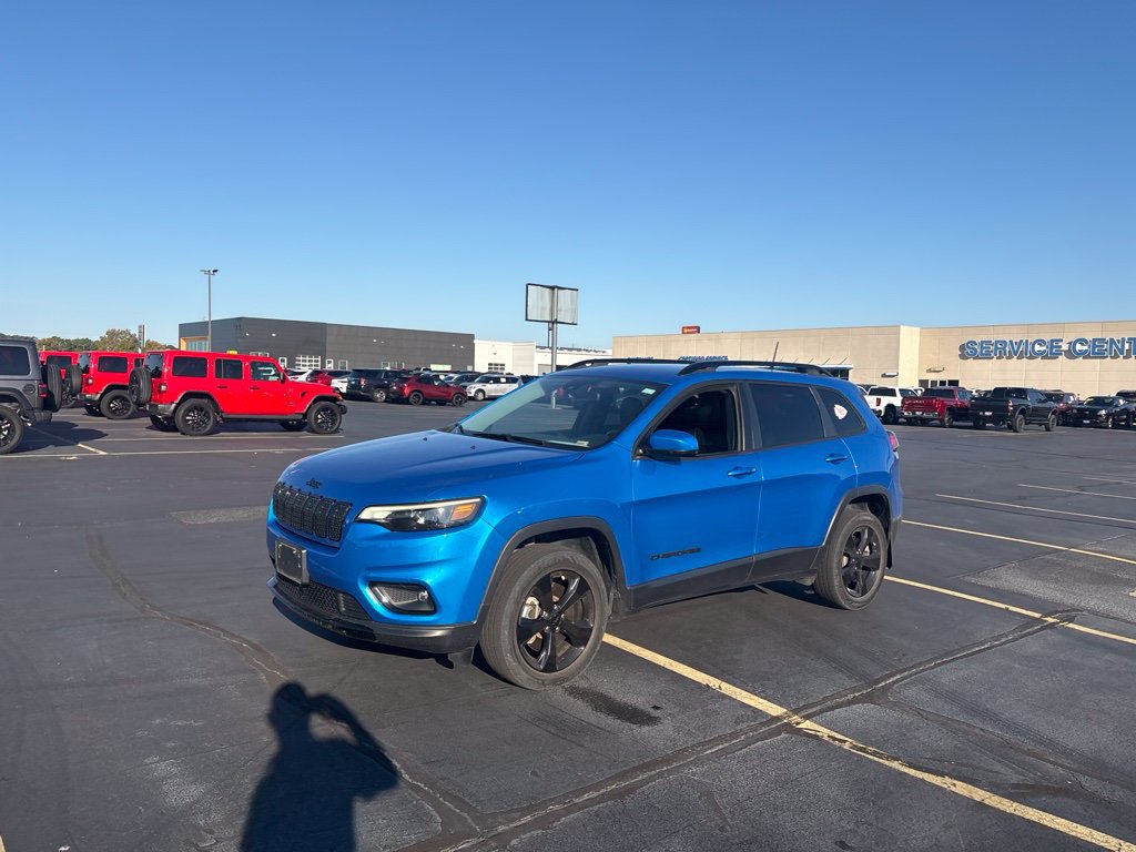 Used 2021 Jeep Cherokee Latitude Plus AWD/4WD image 5
