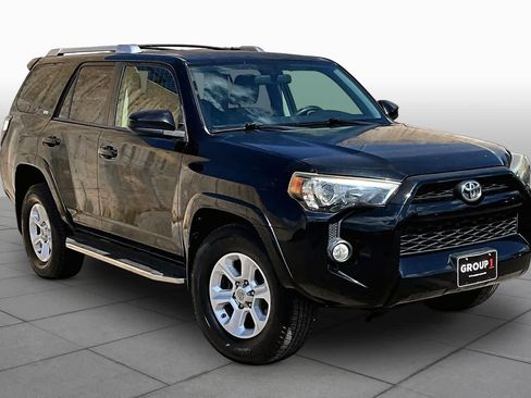 Used 2016 Toyota 4Runner SR5 RWD image 3
