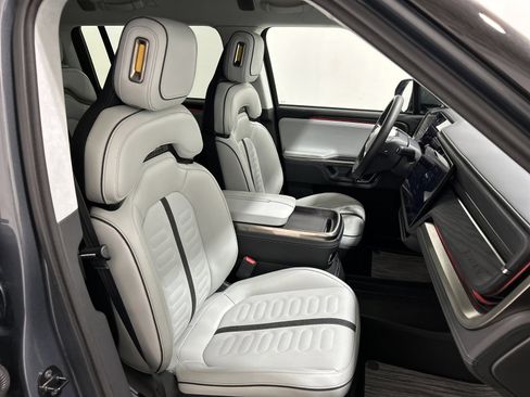 Used 2024 Rivian R1S Adventure image 24