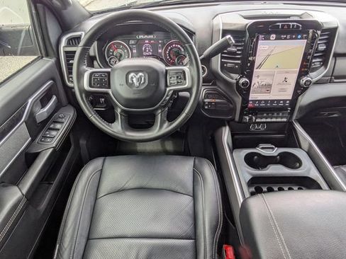Used 2022 RAM 2500 Big Horn w/ Level C Equiment Group AWD/4WD image 16