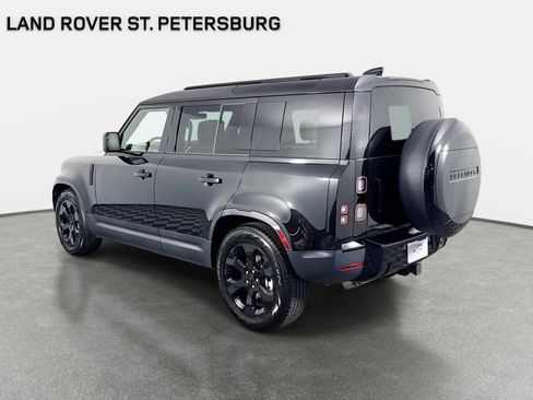 Used 2026 Land Rover Defender 110 S AWD/4WD image 7