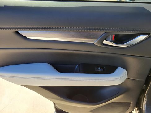 New 2025 MAZDA CX-5 AWD 2.5 S w/ Premium Plus Pkg image 11