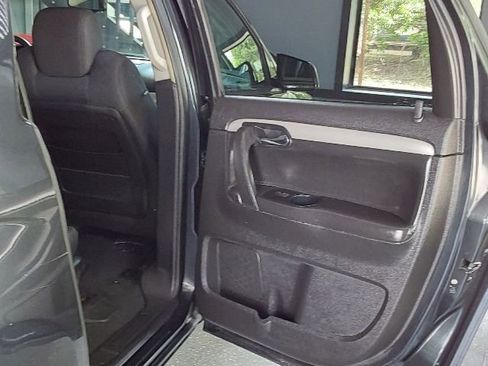 Used 2007 Saturn Outlook XE w/ Preferred Pkg image 16