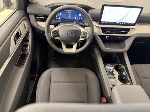 New 2026 Ford Explorer Active image 26