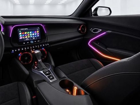 Used 2021 Chevrolet Camaro SS RWD image 37