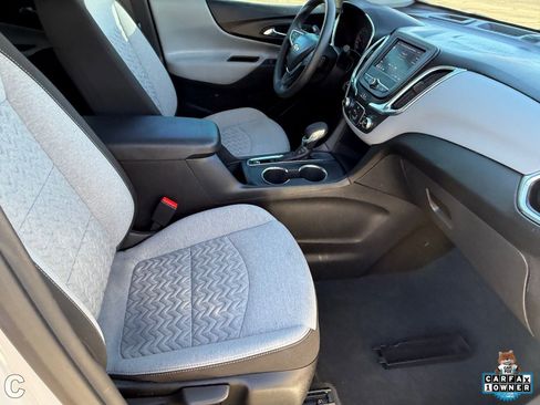Used 2024 Chevrolet Equinox LS image 10