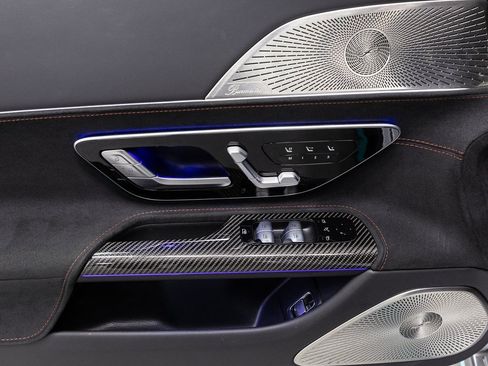 Used 2024 Mercedes-Benz SL 63 AMG 4MATIC image 7