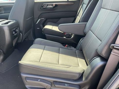 New 2026 Chevrolet Tahoe High Country RWD image 10