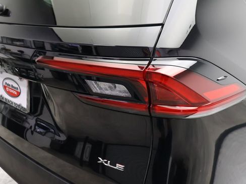 Used 2025 Toyota Grand Highlander FWD image 9