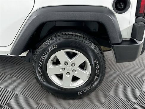 Used 2017 Jeep Wrangler Unlimited Sport w/ Quick Order Package 24S image 29