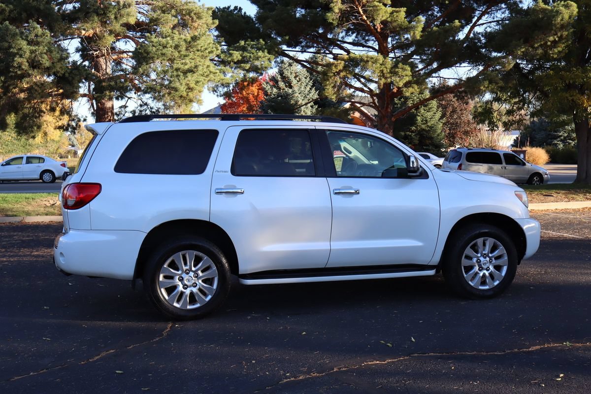 Used 2013 Toyota Sequoia Platinum AWD/4WD image 4