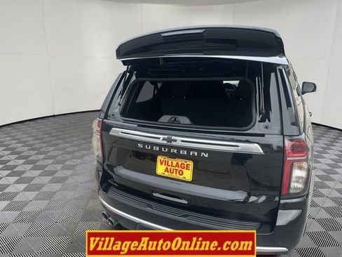 Used 2021 Chevrolet Suburban High Country w/ Premium Package AWD/4WD image 44