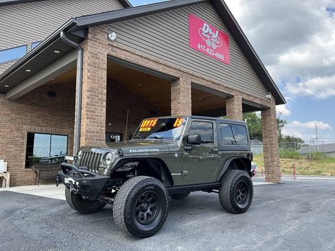Used 2015 Jeep Wrangler Rubicon w/ Power Convenience Group AWD/4WD image 22