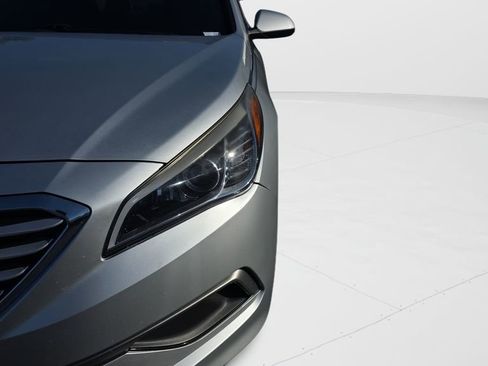Used 2016 Hyundai Sonata SE FWD image 25