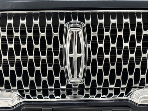 Used 2022 Lincoln Corsair Reserve w/ Elements Package image 35