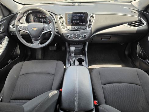 Used 2024 Chevrolet Malibu LT FWD image 11