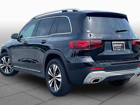 Certified 2025 Mercedes-Benz GLB 250 image 12